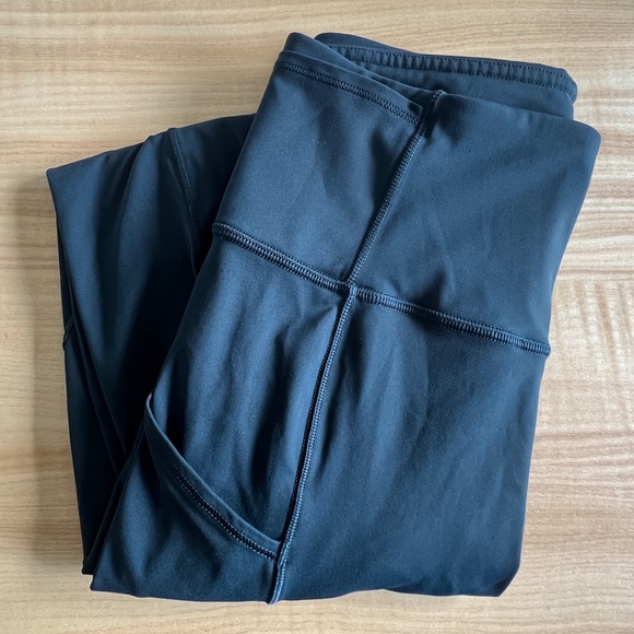 Lululemon Fast & Free Full Length Tight *Nulux 28" - Picture 7 of 8